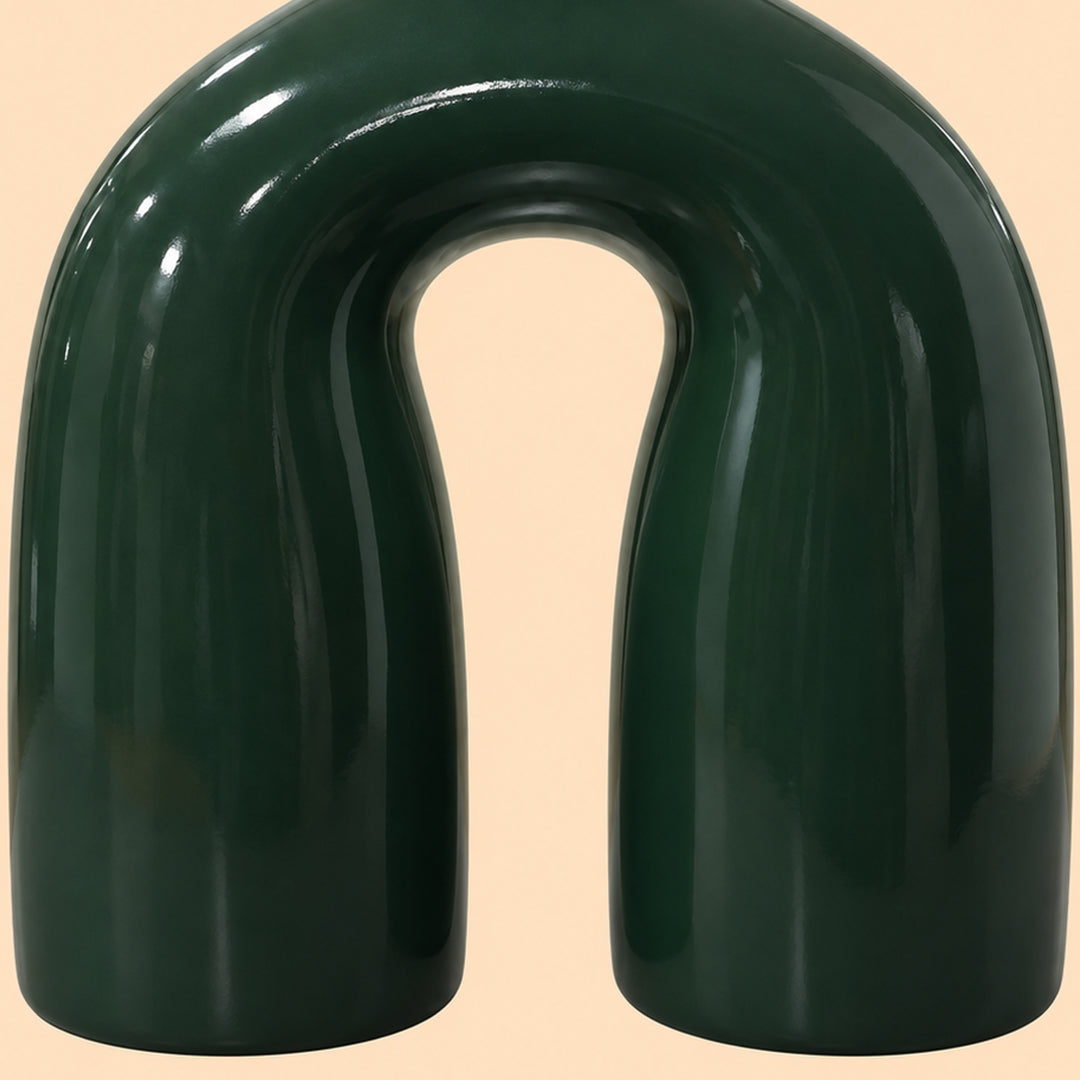 The Arched Embrace - Scented Candles