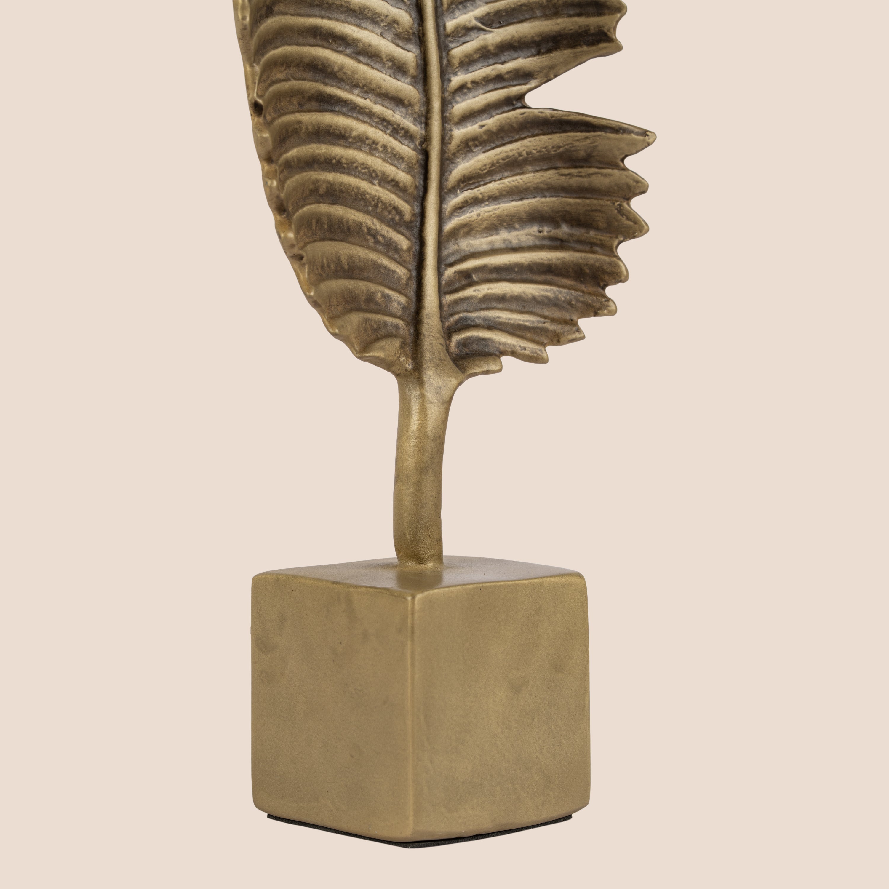 Aureon Leaf Form - Sculpture