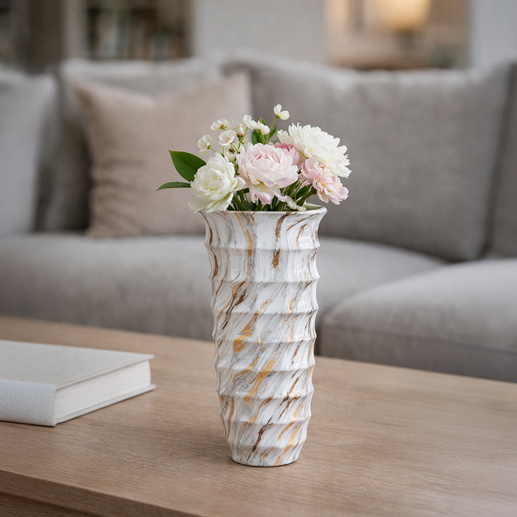 Aurelia Strata- The Vase