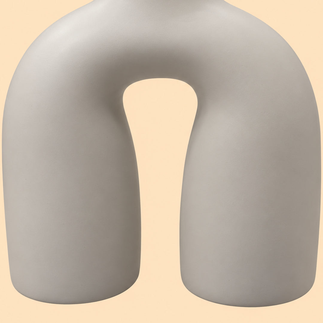 The Arched Embrace - Scented Candles