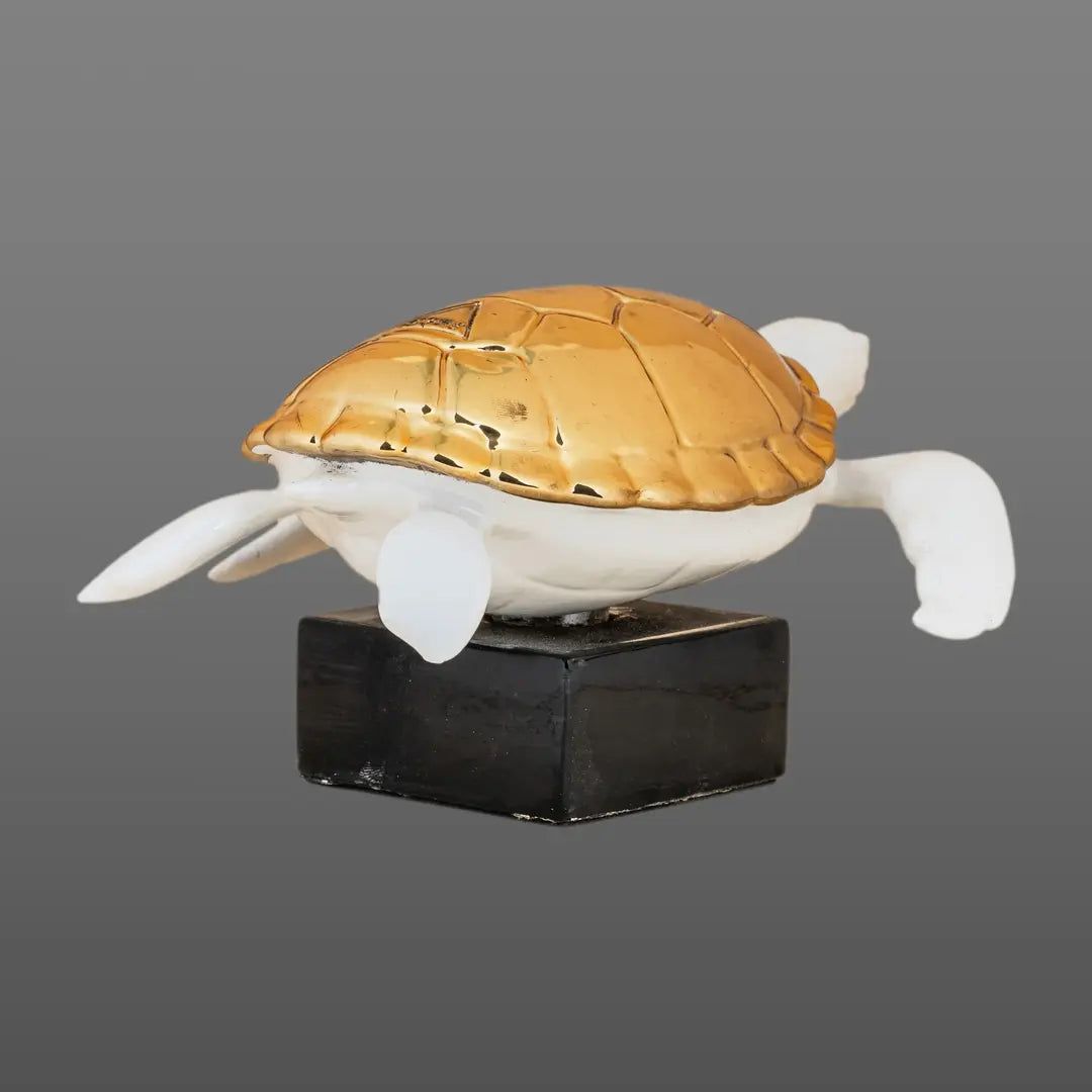 The Symbol of Steadfastness - Sculpture (White & Gold) - ACad Home
