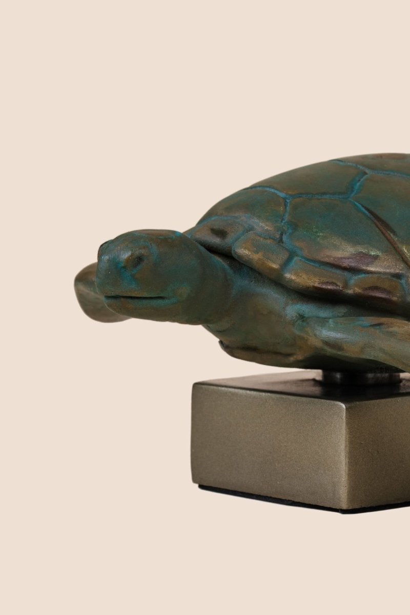 The Symbol of Steadfastness - Sculpture - ACad Home