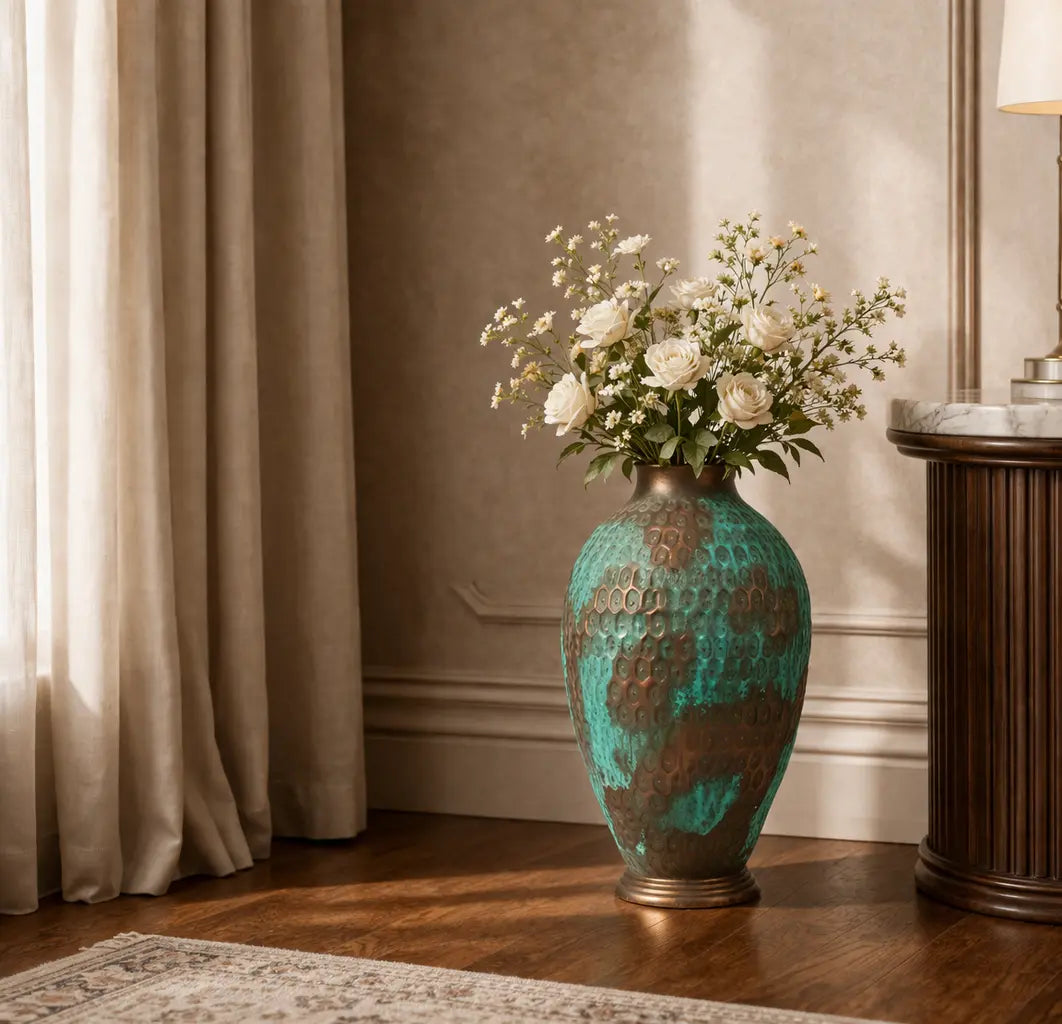 Aurora Patina Elegance - The Vase (Big)