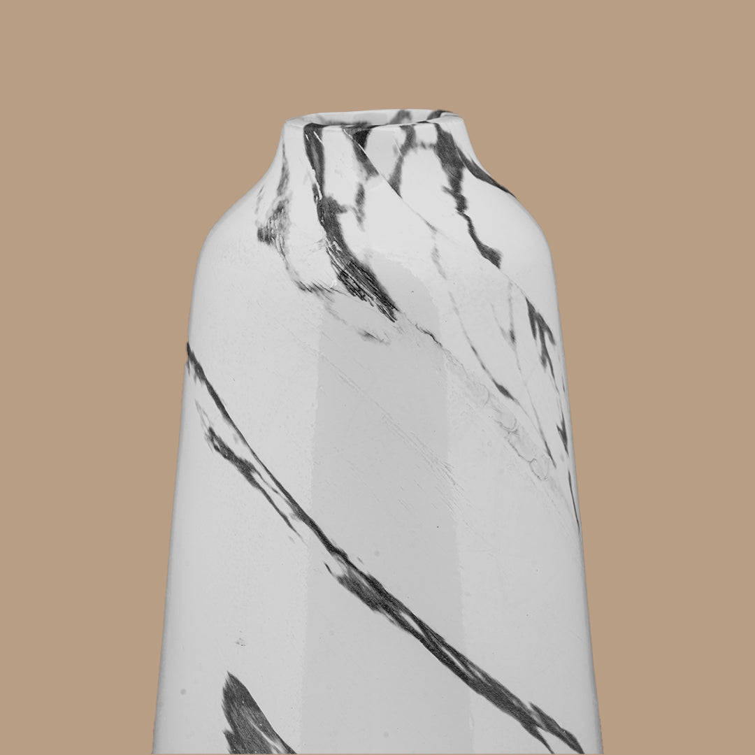 Shikhara - Vase