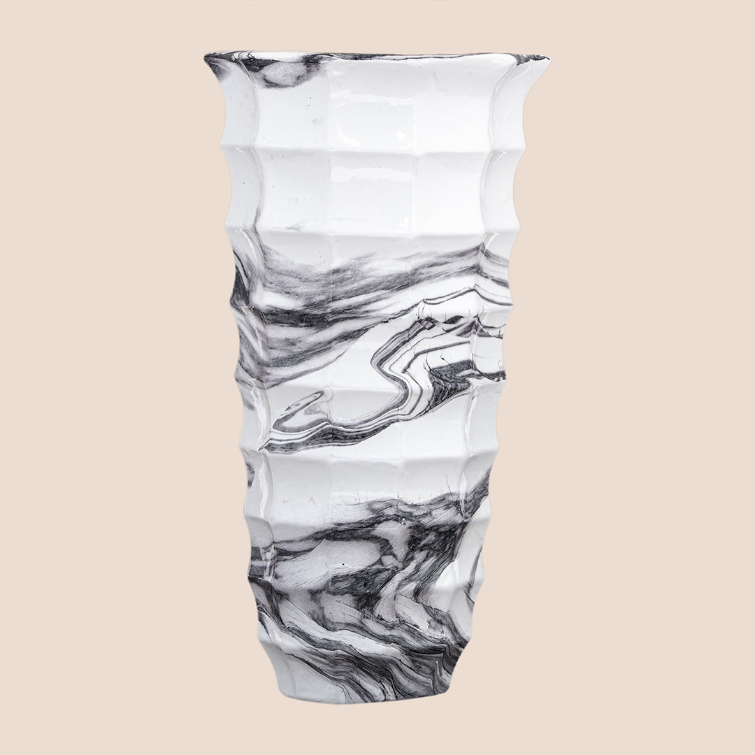 Sootra - The Vase
