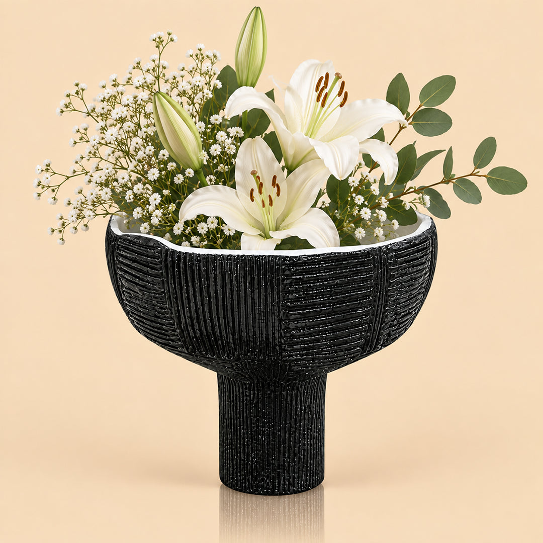 Obsidian Bloom - Vase