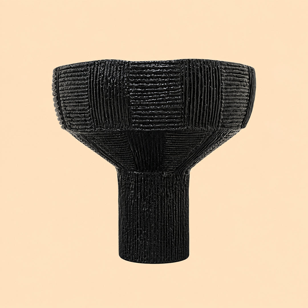 Obsidian Bloom - Vase