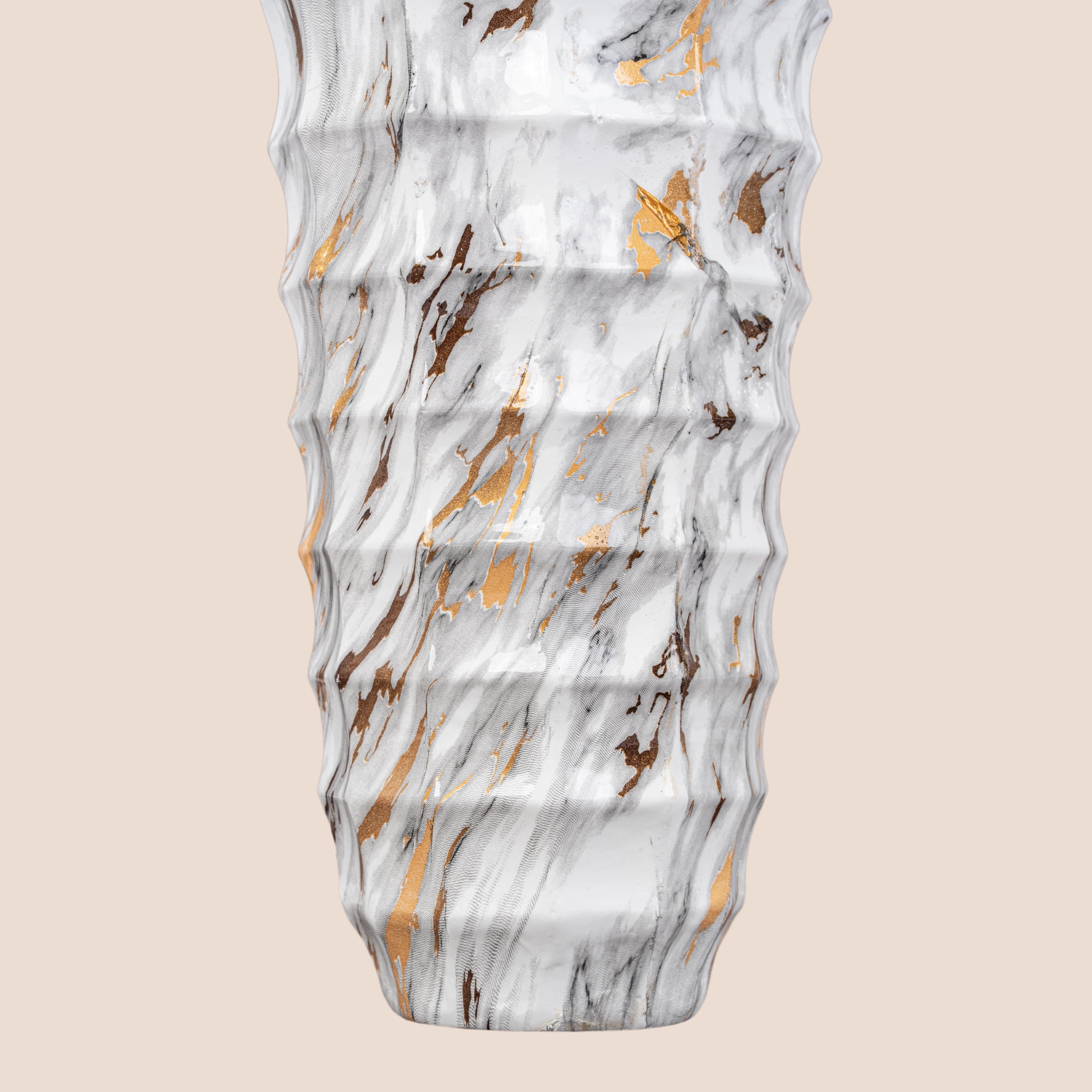 Aurelia Strata & Sootra - Vase Set