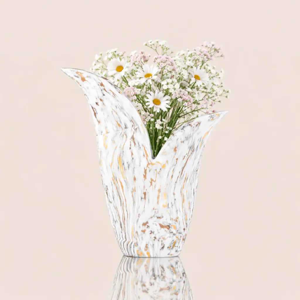 Wings of Serenity – The Vase