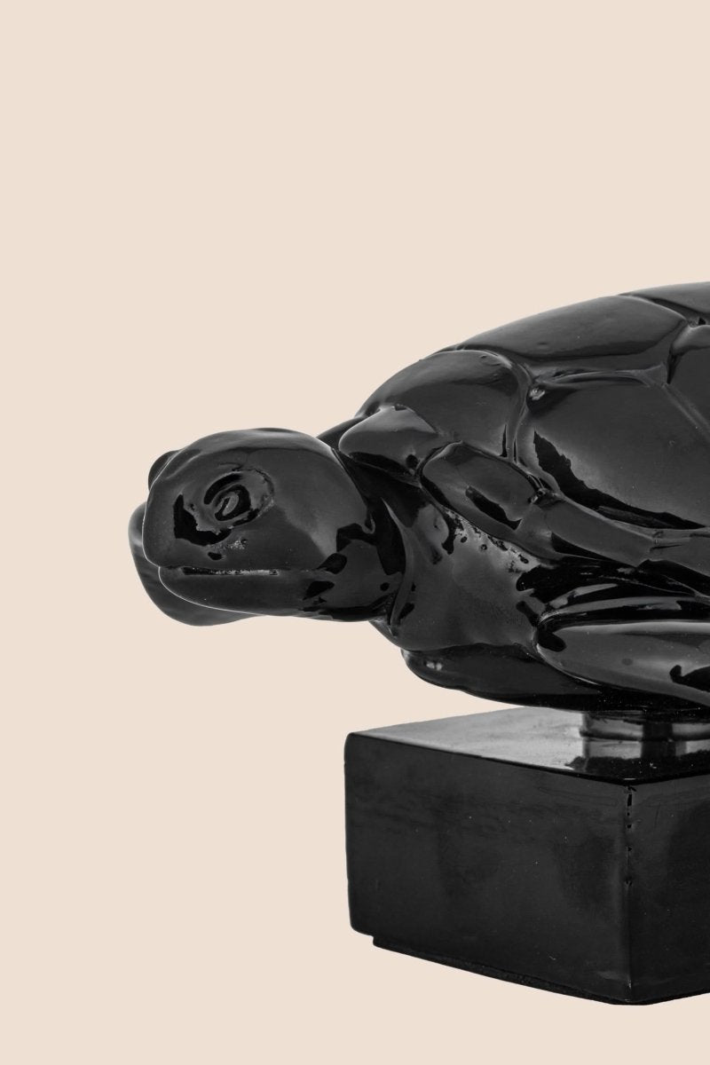 The Symbol of Steadfastness - Sculpture - ACad Home